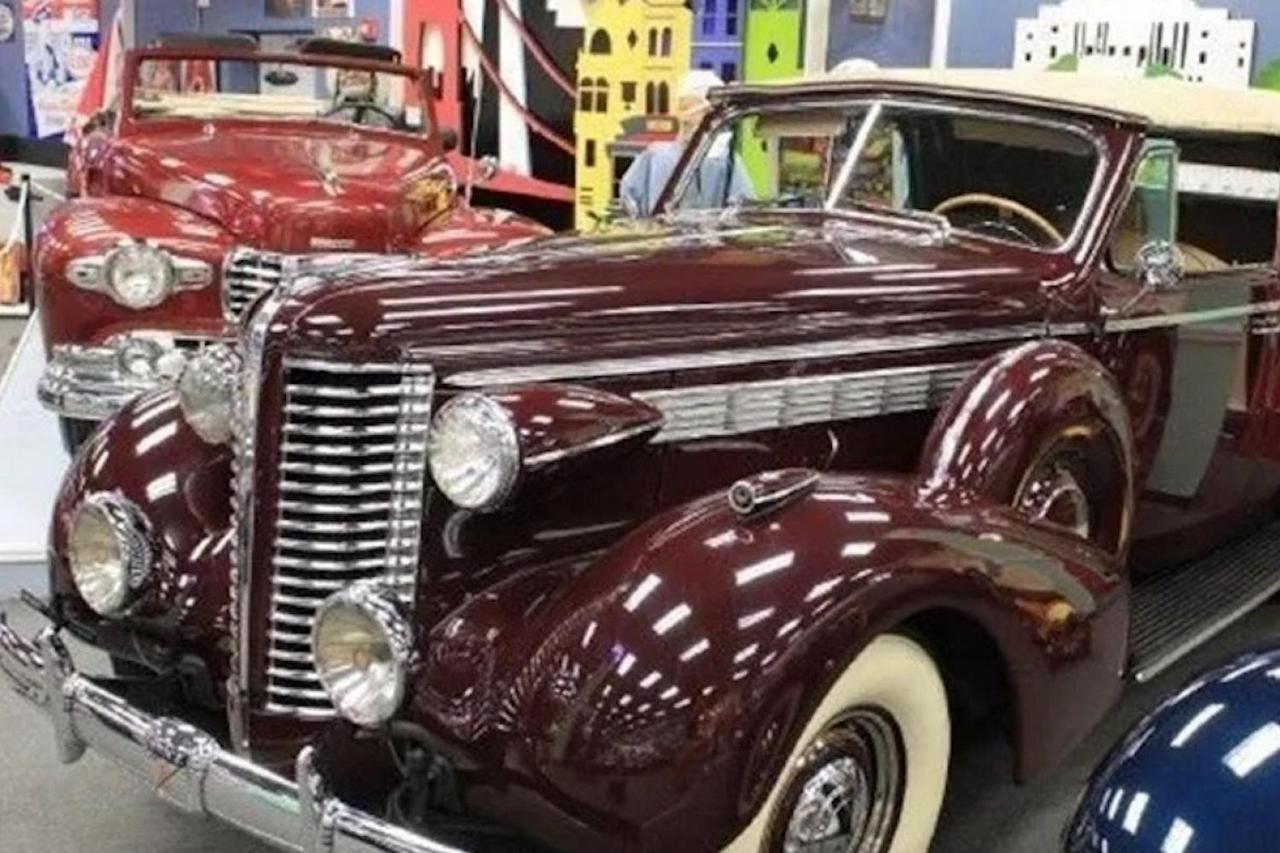 Dezerland Park: Orlando Automobile Museum - Photo 7