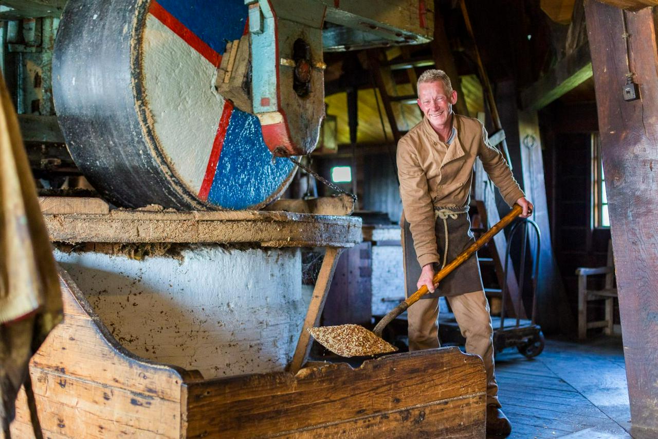 Discover Volendam, Marken and the Amsterdam Windmills in one all-inclusive day - Photo 6