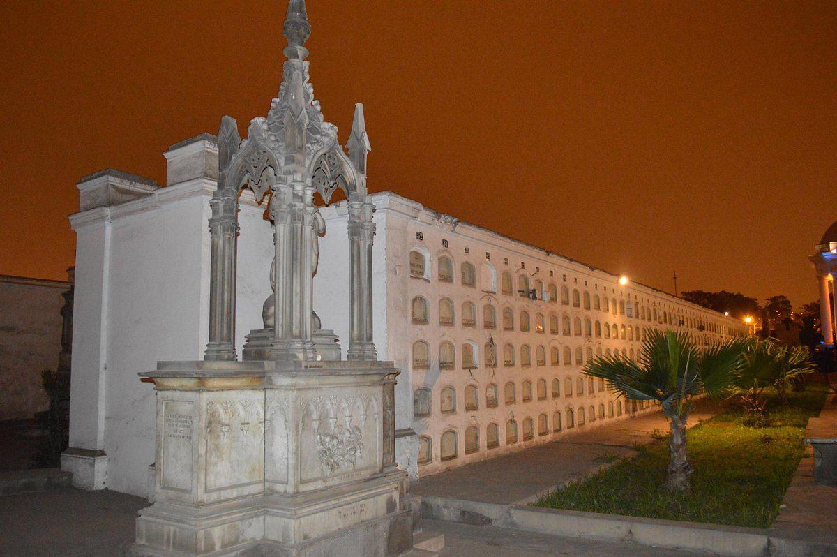 Passeio Noturno Presbítero Maestro: Cemitério do Terror - Photo 5