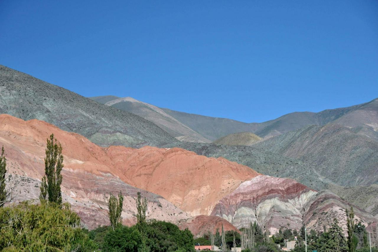 Salinas Grandes de Jujuy com Trekking em Coloraditos - Photo 2