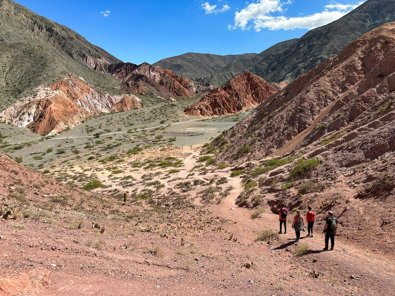 Salinas Grandes de Jujuy com Trekking em Coloraditos - Photo 13