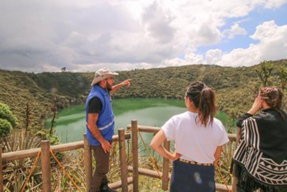 Passeio privado para Guatavita saindo de Bogotá - Photo 8