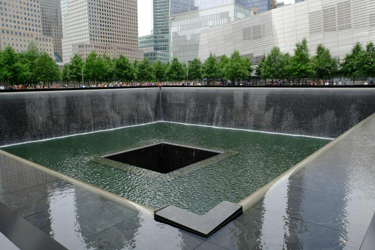 9/11 Memorial and Ground Zero Tour - Photo 8