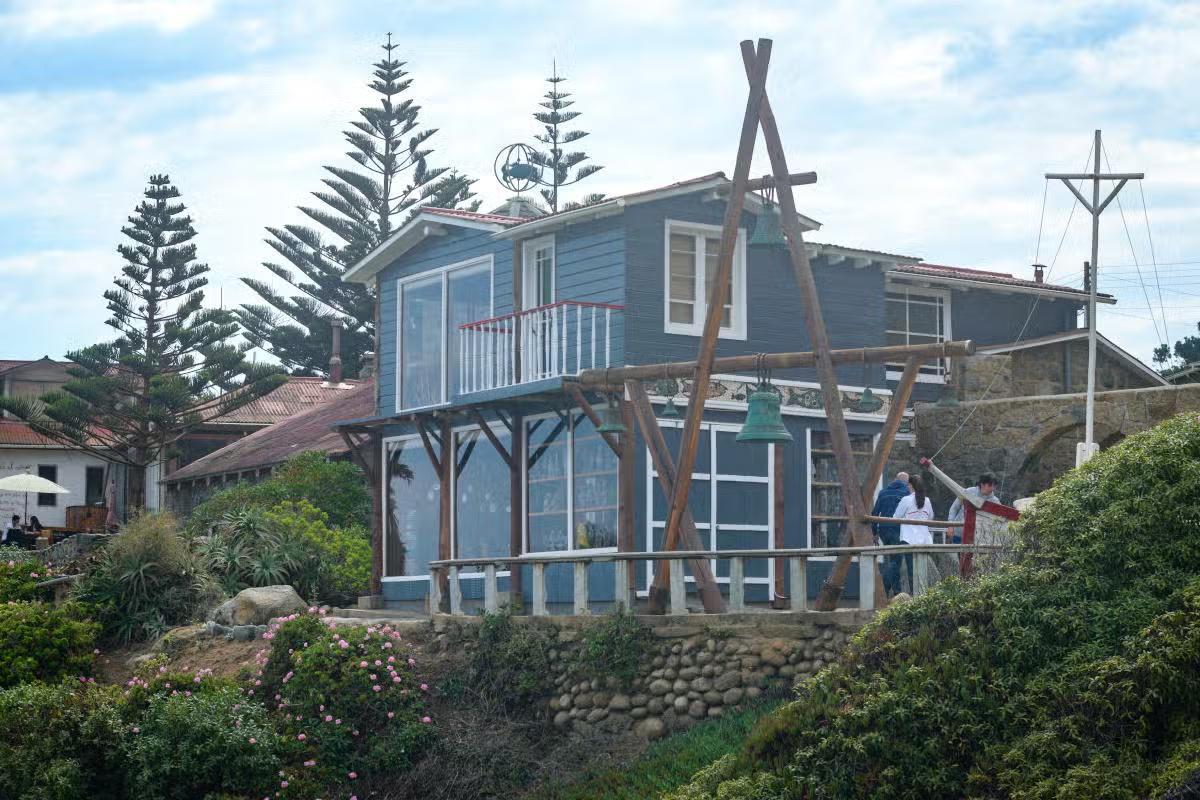 Excursion to Isla Negra, Pomaire and Viña Undurraga - Photo 7