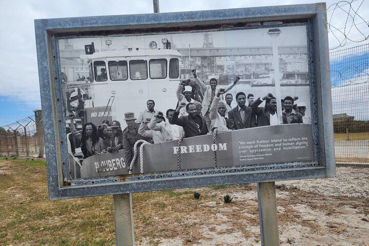 Robben Island, Bo Kaap and Diamond Factory Tour - Photo 11