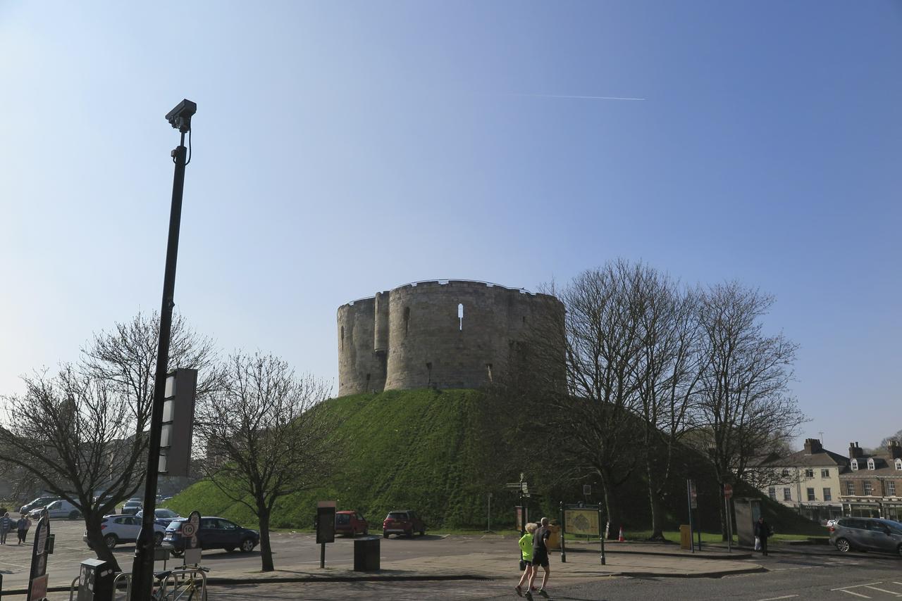 Torre Cliffords - Photo 2
