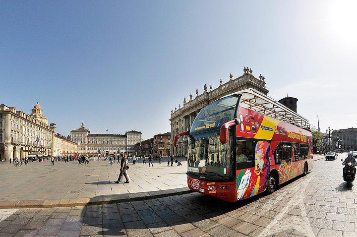 Museu Nacional do Automóvel e Open Bus Turin - Photo 8