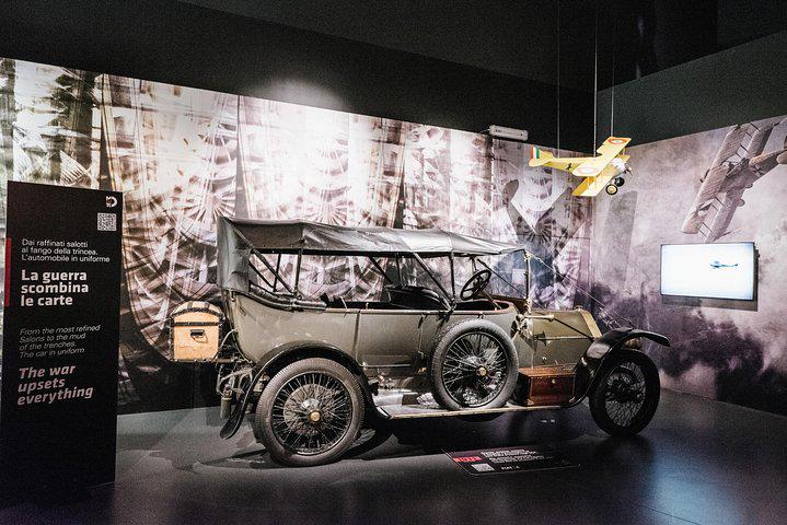 Museu Nacional do Automóvel e Open Bus Turin - Photo 10