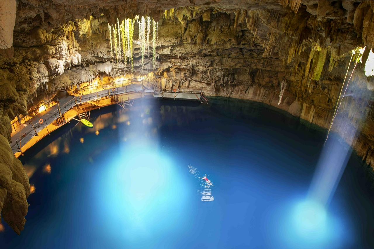 Chichen Itza with cenote and buffet lunch - Photo 11