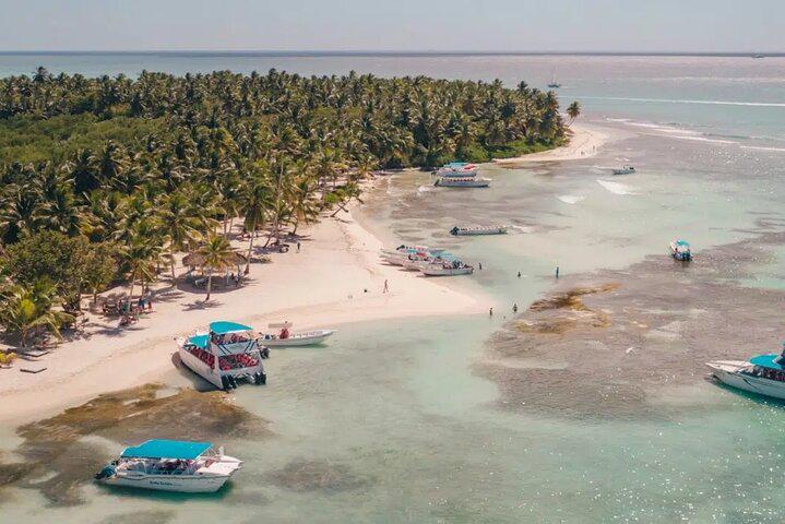 Bayahibe Catamaran: Saona Island Cruise with Lunch and Open Bar - Photo 12