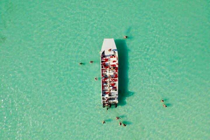 Bayahibe Catamaran: Saona Island Cruise with Lunch and Open Bar - Photo 17