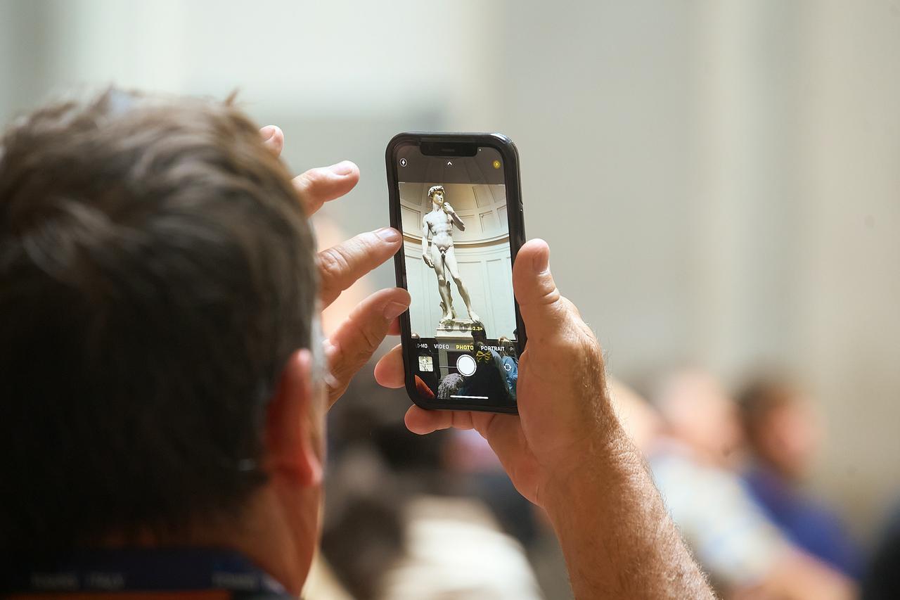 An Hour with David at the Accademia Museum in Florence - Photo 2
