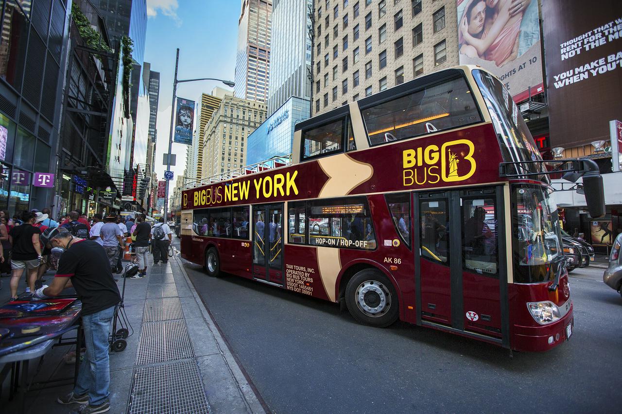 48-hour hop-on hop-off sightseeing bus - New York Essential - Photo 4