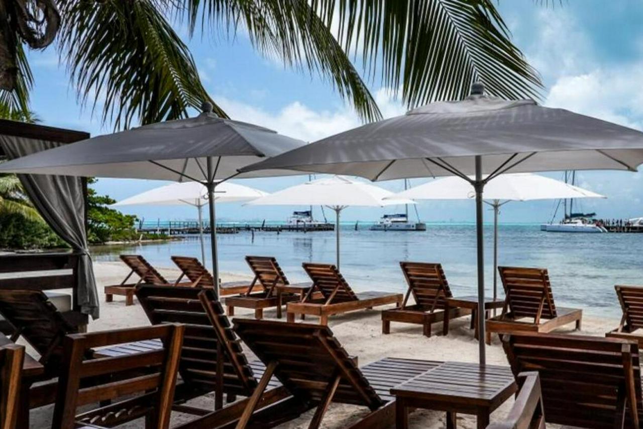 Isla Mujeres by Catamaran: Open Bar and Snorkeling - Photo 9