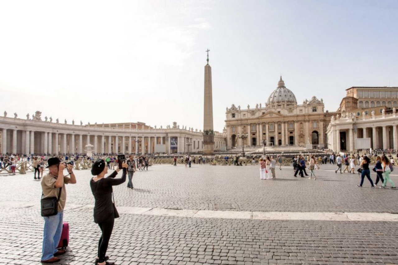 St. Peter's Basilica and Dome Entrance Self-guided tour (no elevator option) - Photo 6