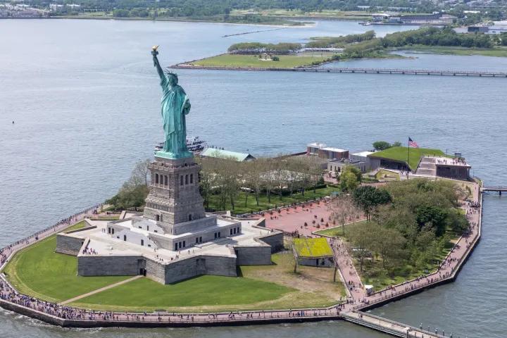 Statue of Liberty Audio Guided Tour - Photo 2