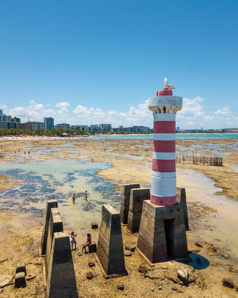 Natural Pools and Ponta Verde Lighthouse – Maceió  - Photo 2