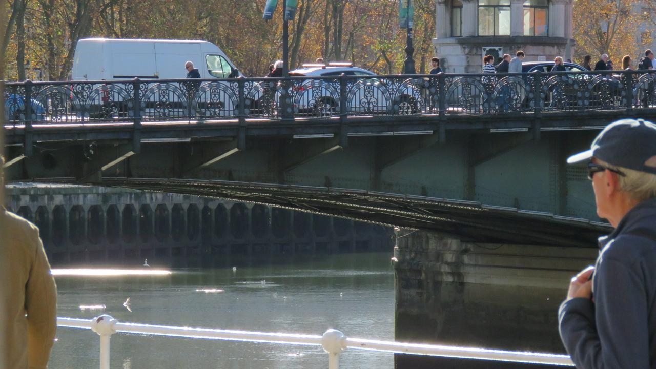 Bilbao: Glória, Tragédia e Renascimento - Um passeio pelo Centro Histórico - Photo 9