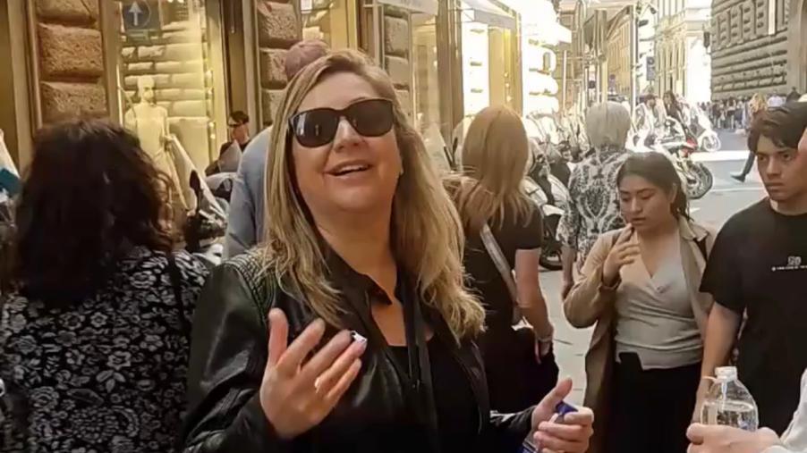 Guided tour of Florence's main tourist attractions and a visit to the Medici Chapels. - Photo 2