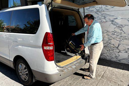 COMBO: Round-trip transfer + Half-day panoramic city tour of Santiago, Chile  - Photo 4