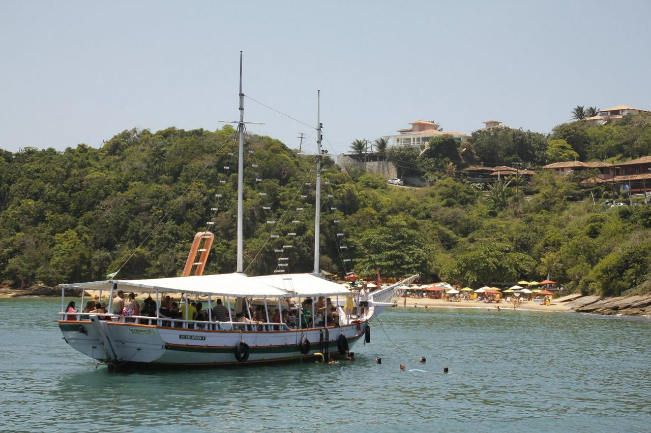 Búzios: barco e trolley com almoço - Photo 5