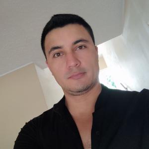 Juan (Local Friend)