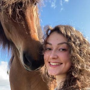 Elisabeth (Local Friend)