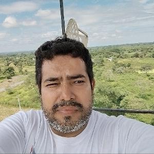 Carlos (Official Guide)
