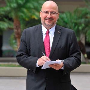 Mauricio (Local Friend)