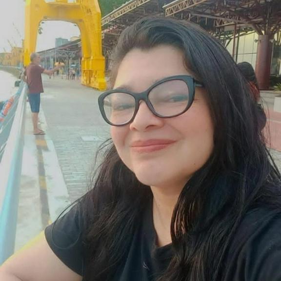 Eliana (Local Friend)