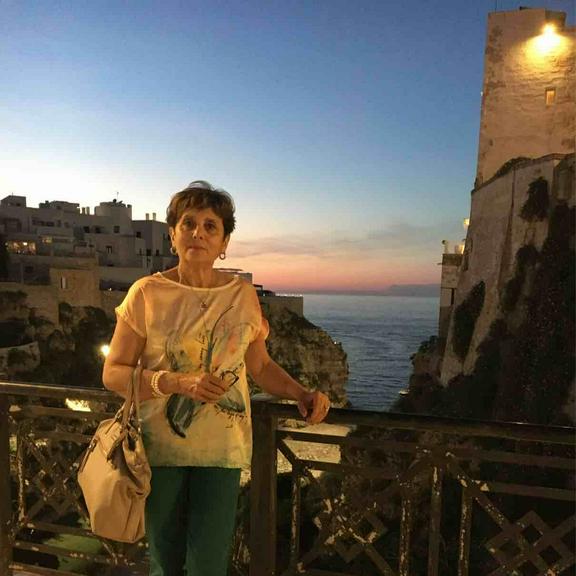 Rosana (Local Friend)