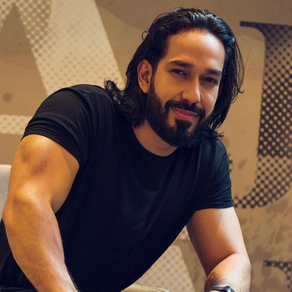 Daniel (Local Friend)