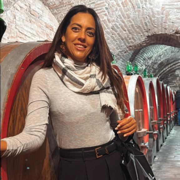 Geandra (Local Friend)