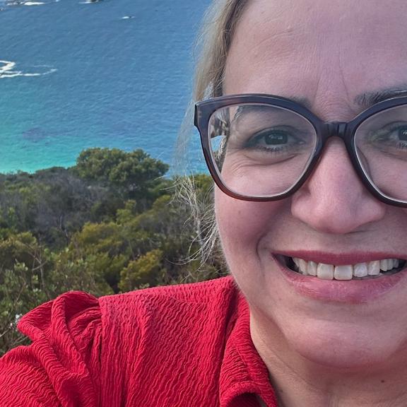 Beatriz (Local Friend)