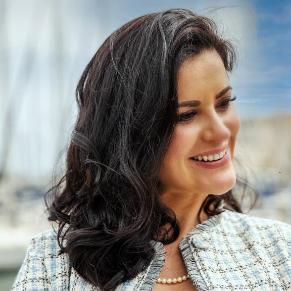 Suelen (Local Friend)